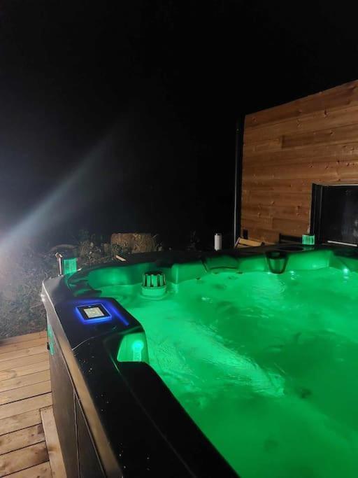 La Cabane D'Emma Spa&Sauna Prive Bannalec Εξωτερικό φωτογραφία